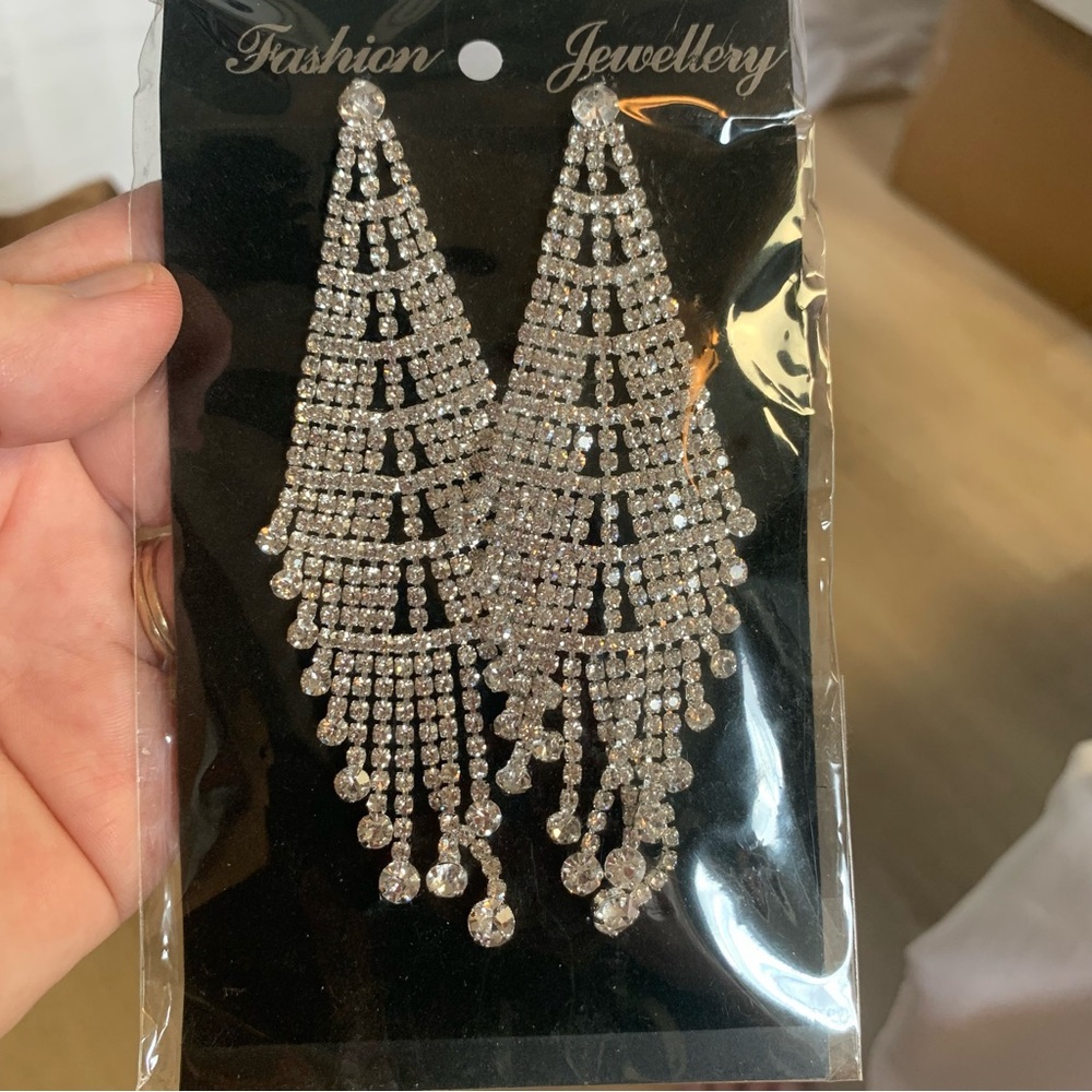 Zara Bling Chandelier Silver Clear Rhinestone Earrings, NWT in factory packaging